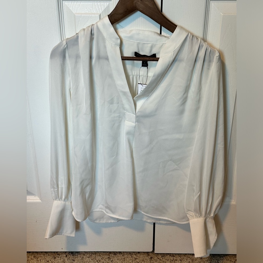 Banana Republic White Blouse Size 8P New With Tags